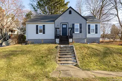 4 Walnut Street, Poughkeepsie, NY 12601 - Photo 1