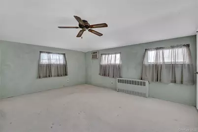 2 Welcome Lane, Wantagh, NY 11793 - Photo 26