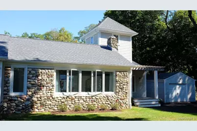 42 N Menantic Road, Shelter Island, NY 11964 - Photo 22
