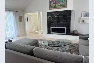 42 N Menantic Road, Shelter Island, NY 11964 - Photo 8