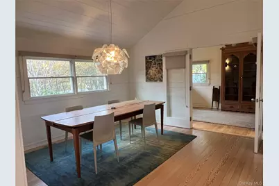 42 N Menantic Road, Shelter Island, NY 11964 - Photo 4