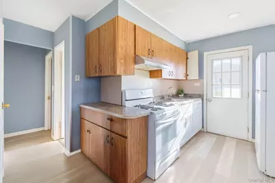 103 Timberline Drive, Brentwood, NY 11717 - Photo 18