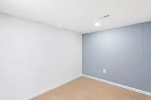 103 Timberline Dr, Brentwood, NY 11717 - Photo 12