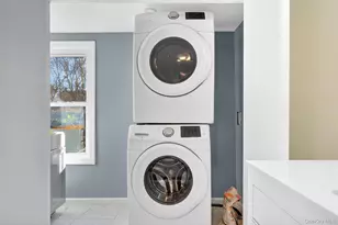 27 Spruce St, Poughkeepsie, NY 12601 - Photo 14