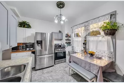 85-79 98 Street, Woodhaven, NY 11421 - Photo 12