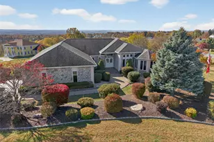 30 Heather Ct, Middletown, NY 10941 - Photo 2