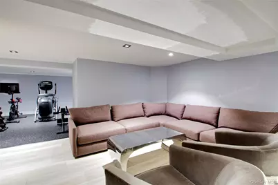 4 Meadowbrook Lane, Old Westbury, NY 11568 - Photo 28