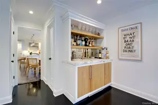 6 Flamingo Rd, East Hills, NY 11576 - Photo 10