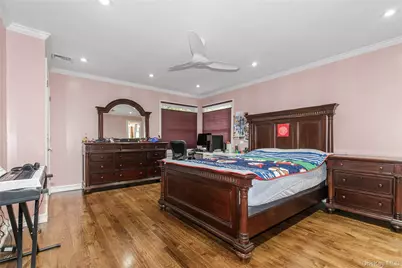 3 Saint Lawrence Place, Jericho, NY 11753 - Photo 18