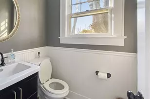 2490 Pike St, Mattituck, NY 11952 - Photo 8