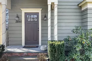 2490 Pike St, Mattituck, NY 11952 - Photo 2