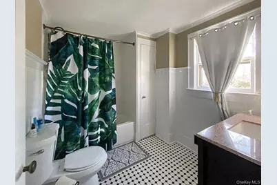 2490 Pike Street, Mattituck, NY 11952 - Photo 10