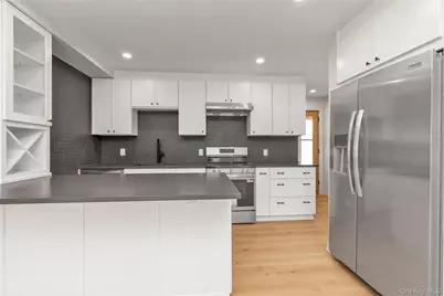 157 Lincoln Avenue #1, Mineola, NY 11501 - Photo 2