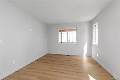 157 Lincoln Avenue #1, Mineola, NY 11501 - Photo 8