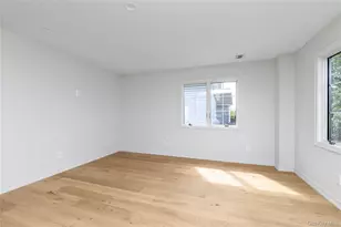 157 Lincoln Ave, Mineola, NY 11501 - Photo 12