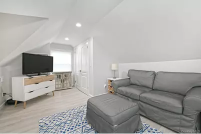 2704 Beach Drive, Merrick, NY 11566 - Photo 28