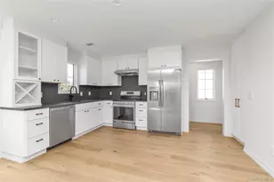 157 Lincoln Ave, Mineola, NY 11501 - Photo 2