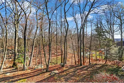 2802 Deer Street, Mohegan Lake, NY 10547 - Photo 38