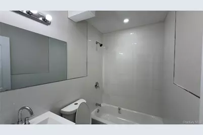 120 Linden, Hempstead, NY 11550 - Photo 14