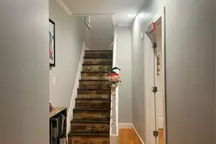 194-56 114th Rd, Saint Albans, NY 11412 - Photo 4