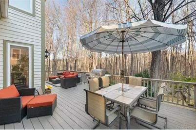 1400 Chatham Lane, Yorktown Heights, NY 10598 - Photo 14