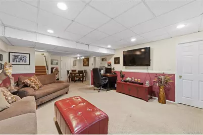 1400 Chatham Lane, Yorktown Heights, NY 10598 - Photo 40