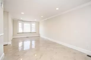 24B Sintsink Dr W, Port Washington, NY 11050 - Photo 2