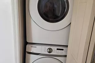 22 Van Wyck Dr, Poughkeepsie, NY 12601 - Photo 8