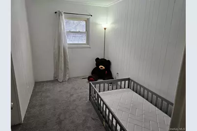 22 Van Wyck Drive, Poughkeepsie, NY 12601 - Photo 6