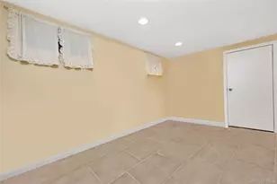 64-51 59th Ave, Maspeth, NY 11378 - Photo 12