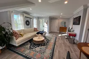 55 Green St, Huntington, NY 11743 - Photo 2