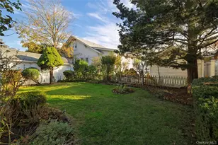 232 Sherman St, Lynbrook, NY 11563 - Photo 22