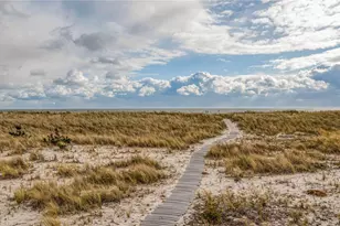 281 Dune Rd, Westhampton Beach, NY 11978 - Photo 12