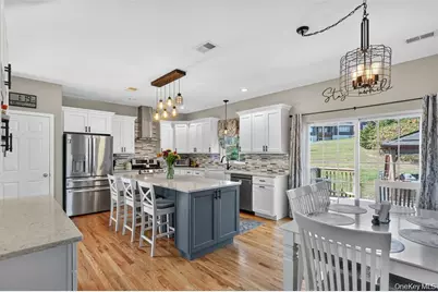 2 Harcourt Cosman Drive, Newburgh, NY 12550 - Photo 10