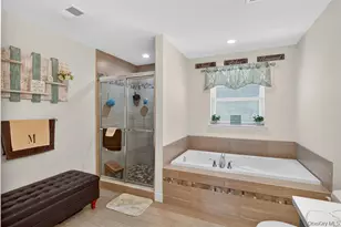 2 Harcourt Cosman Dr, Newburgh, NY 12550 - Photo 20