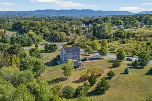 2 Harcourt Cosman Dr, Newburgh, NY 12550 - Photo 38