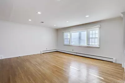 12 Van Gogh Lane, Airmont, NY 10901 - Photo 2