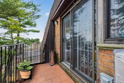 7449 Calamus Avenue #51, Elmhurst, NY 11373 - Photo 20