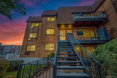 7449 Calamus Avenue #51, Elmhurst, NY 11373 - Photo 24