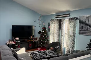 489 Easton St, Ronkonkoma, NY 11779 - Photo 14