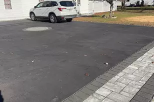 489 Easton St, Ronkonkoma, NY 11779 - Photo 2