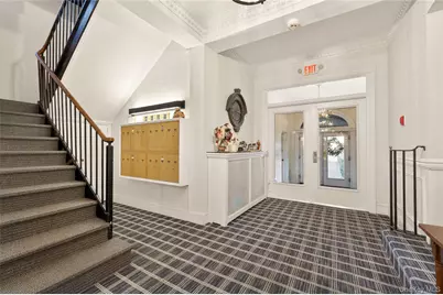 360 Stewart Avenue #3F, Garden City, NY 11530 - Photo 16