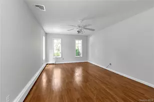 16 Deepdale Pkwy, Roslyn Heights, NY 11577 - Photo 6