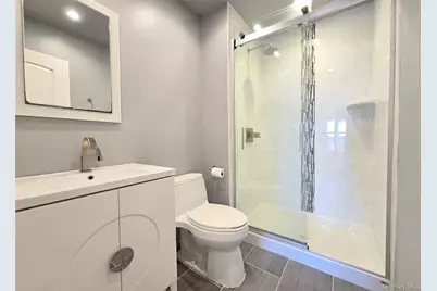 47 Anchor Street #Y, Freeport, NY 11520 - Photo 14