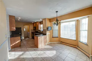 290 E Woodside Ave, Patchogue, NY 11772 - Photo 12