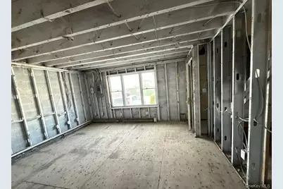 160 Beach 30th Street, Far Rockaway, NY 11691 - Photo 10