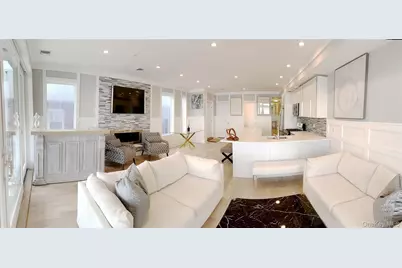 59A Orchard Beach Boulevard #A, Port Washington, NY 11050 - Photo 4