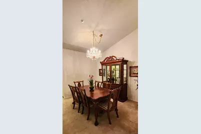 512 Narragansett Villas Drive, Lindenhurst, NY 11757 - Photo 6