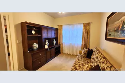 512 Narragansett Villas Drive, Lindenhurst, NY 11757 - Photo 20