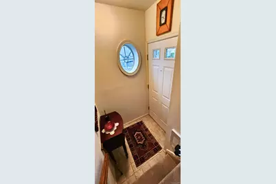 512 Narragansett Villas Drive, Lindenhurst, NY 11757 - Photo 22